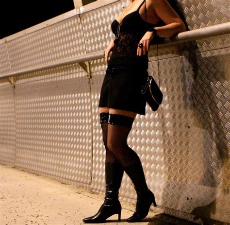 Nrw Prostituierte Kämpft Für Dortmunder Straßenstrich Welt