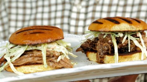 Pork Shoulder Sandwiches With Bbq Sauce And Coleslaw Food Thinkers By