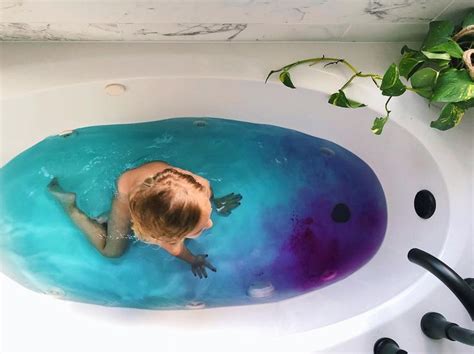 What To Do When Baby Poops In Bathtub Vanstoystorybuzzlightyear