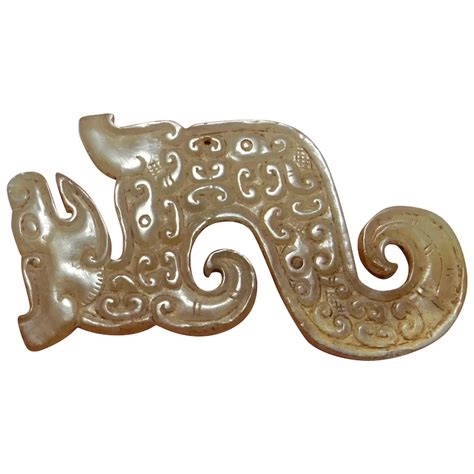 400 Bc Jade Dragon Amulet Carved Nephrite Jade Pendant Warring States