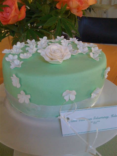 You are viewing the happy birthday ecards with cake for grandma from grandma birthday wishes category. Birthday cake for Grandma | Cake, Birthday cake, Cake ...