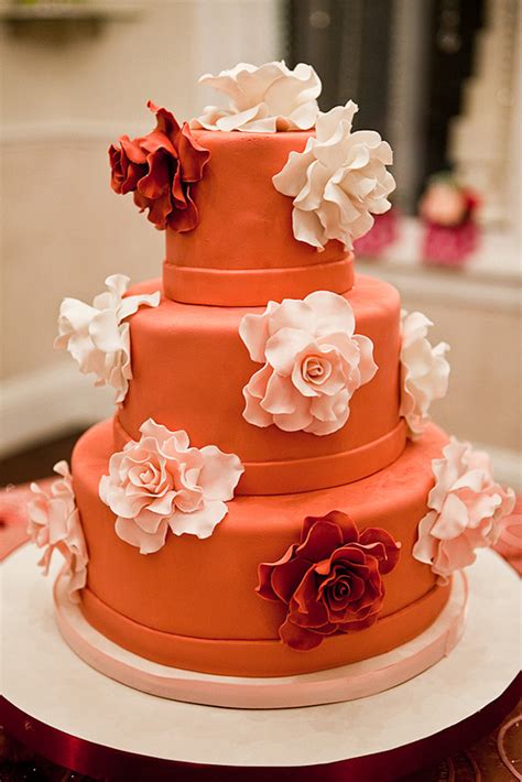 Wedding Round Wedding Cakes With Flowers