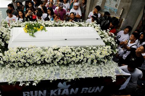 Kian's funeral procession makes stop at police station | ABS-CBN News