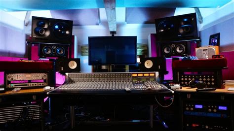 Diy Recording Vs Professional Studio Recording Theseus Music Group