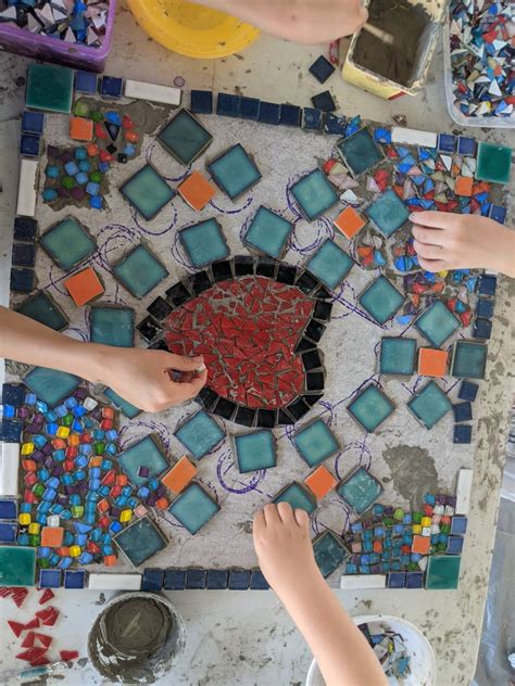 Mosaic Workshop For School Children In Brisbane