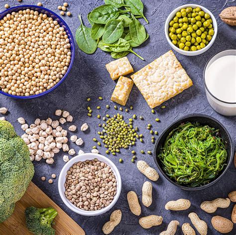 A Dietitian Shares The Best Meatless Protein Sources For A Healthy
