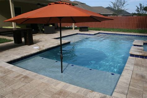 Modern Pool With Two Sun Shelves Orange Park Florida Pool Patio Designs Modern Pools