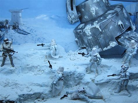 When december rolls around each year, i look at my holiday decorations to see what i can apply a star wars makeover to. Star Wars Hoth Diorama | Star wars ships, Star wars toys ...