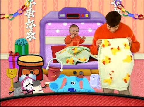 Blue S Clues Blue S First Holiday Video Dailymotion