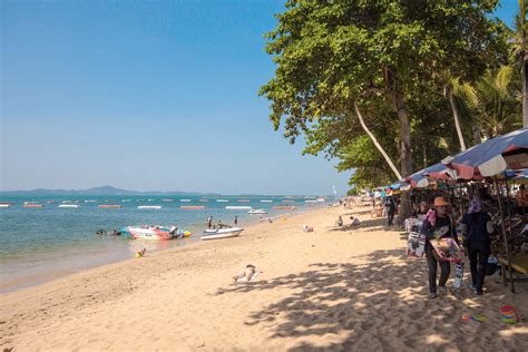 Jomtien Beach Holiday Homes From Nz 24night Bookabach