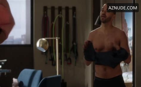 Jesse Williams Shirtless Scene In Greys Anatomy Aznude Men