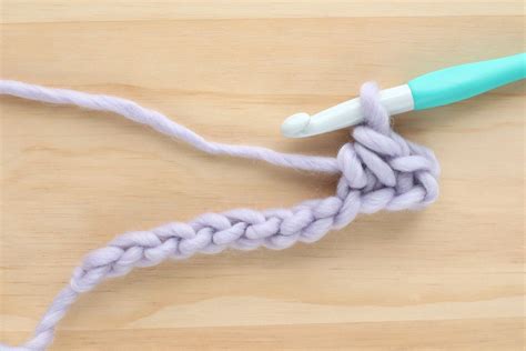 Herringbone Single Crochet Stitch Tutorial For The Frills Crochet