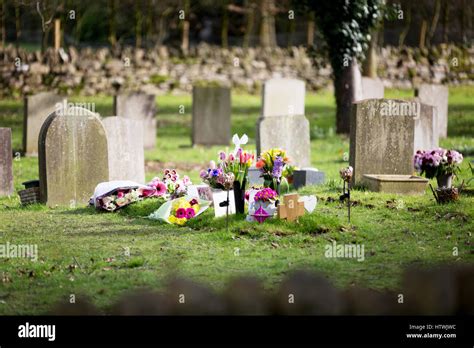 New Grave In A Church Graveyard Worcestershire England Uk Stock Photo