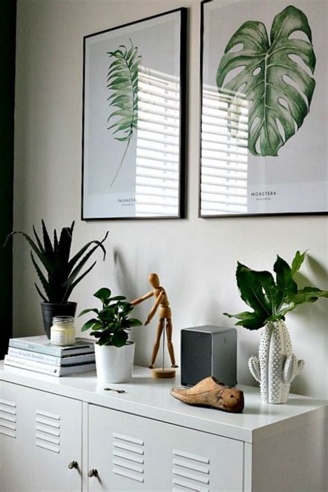 10 Wall Decor Ideas To Take To The Office