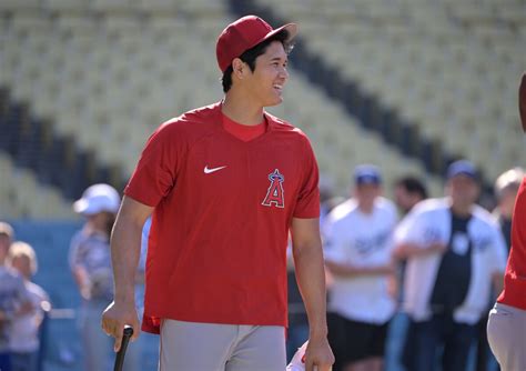 Dodgers Officially Announce Signing Of Two Way Superstar Shohei Ohtani
