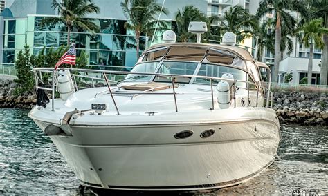 42 Sea Ray Sundancer Motor Yacht Rental In North Miami Beach Florida Getmyboat