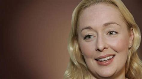 Country Singer Mindy Mccready Reportedly Can T Return To Florida Court