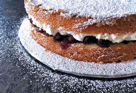 Blueberry And Cream Sponge Cake Recipe Cuisine Fiend