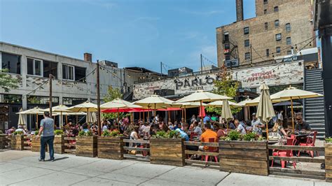 Hip and trendy and the food is to die for. Pin on Chicago love