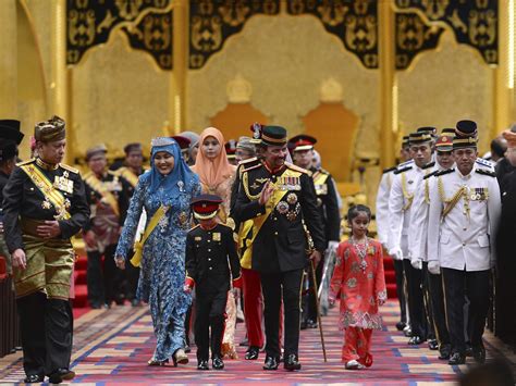 Royal wedding brunei darussalam dilangsungkan di istana yang mempunyai 1.700 ruangan. The Royals Of Brunei Lead Lives Of Almost Incomprehensible ...