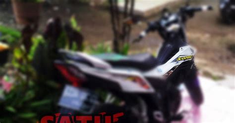 Kayaknya honda ngerti scoopy karbu secara spek kubikasi mesin dan kompresi sama banget dengan scoopy karbu yang 110 cc, kompresi 9,2:1. Letak Busi Pada Beat Karbu - Vario 125 "jendal-jendul ...