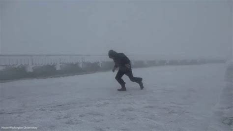 Man Tossed By 109 Mph Winds Atop Mount Washington Youtube