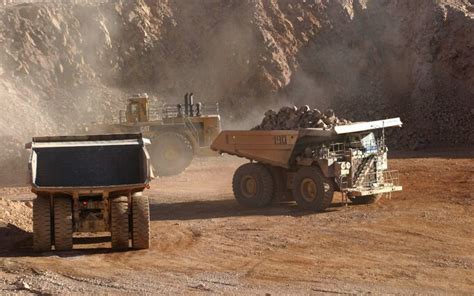 Strike Threat Brews At Escondida The Worlds Largest Copper Mine
