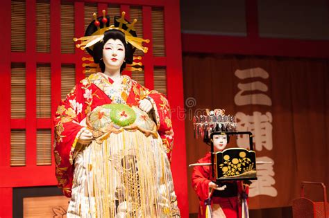 A rich blend of music, dance, mime, and spectacular staging and costuming, it has been a major theatrical form in japan for four centuries. Japanese kabuki performers editorial photo. Image of ...