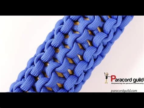 Learn how to make a diy 4 strand paracord braid and from here, create more cool paracord projects using the technique. Multiple strand conquistador braid- paracord wrap - YouTube (With images) | Paracord braids
