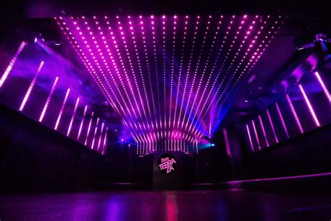 Professional Dj Nightclub Bar And Club Lighting And Special Effects