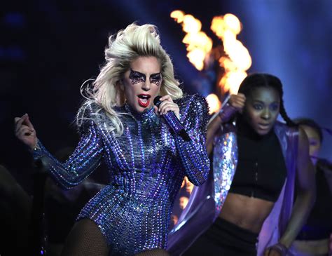 10 Moments From Lady Gagas Super Bowl Halftime Performance That Slayed