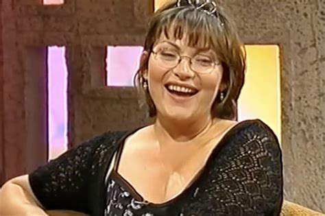 Lorraine Kelly Flaunts Cleavage In Dress On The Graham Norton Show