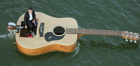 Pin By Jonas Jonsson On Funky Boats Guitar Guitar Strings Musician