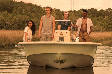 Outer Banks Netflix Dévoile Des Photos Inédites De La Saison 2