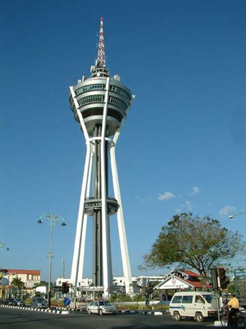 الور ستار), známý jako alor star v letech 2004 až 2008, je hlavním městem státu kedah v malajsii. Maklumat Mengenai Negeri Kedah | www.sobriyaacob.com