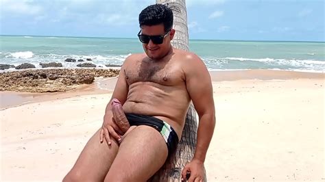 Yuri Gaucho Masturbándose En Coqueirinho Pb Beach Con Bañistas En La