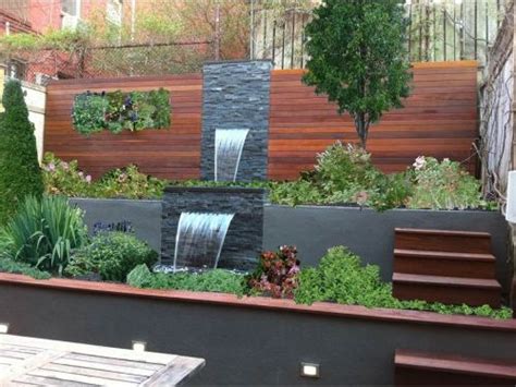 The garden water feature ideas in this guide are easily achievable in gardens big and small. Pondless Water Features - Pond Stars UK