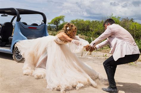 Jennifer Lopez Shotgun Wedding Star Josh Duhamel Saved Me From Cliff