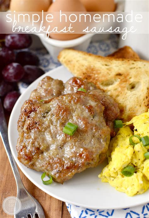 This homemade italian sausage recipe not only enables you to maintain full control over the quality of your sausage, it also tastes way better than ground sausage is something a vast variety of recipes call for; Simple Homemade Breakfast Sausage - Iowa Girl Eats