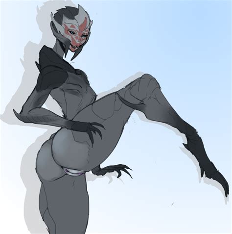 Mass Effect Female Turian Human
