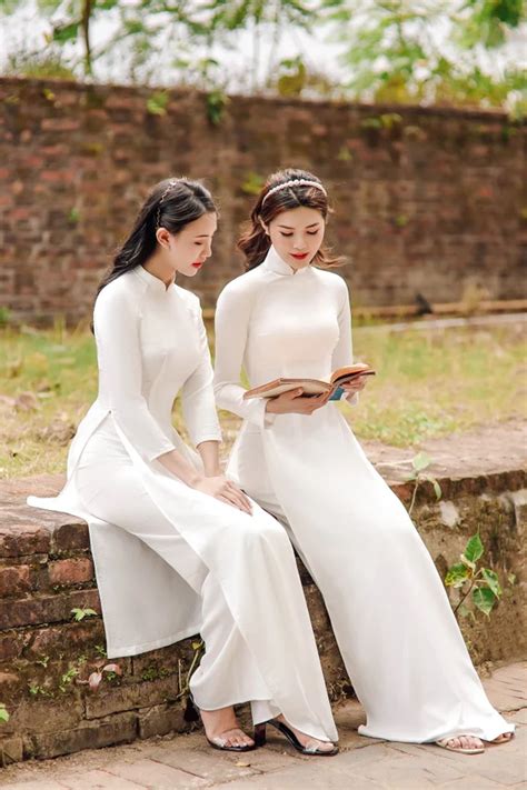Vietnamese Traditional Dress All You Should Know About