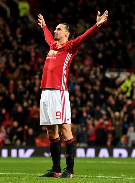 Los Futbolistas mas altos de la actualidad - Futbol Hoy - Noticias y