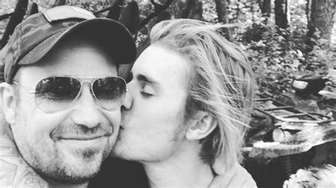 The Truth About Justin Bieber S Relationship With His Father