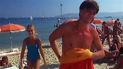 Deux Enfoir S Saint Tropez Topless Beach Parts Porn Videos Hot Sex