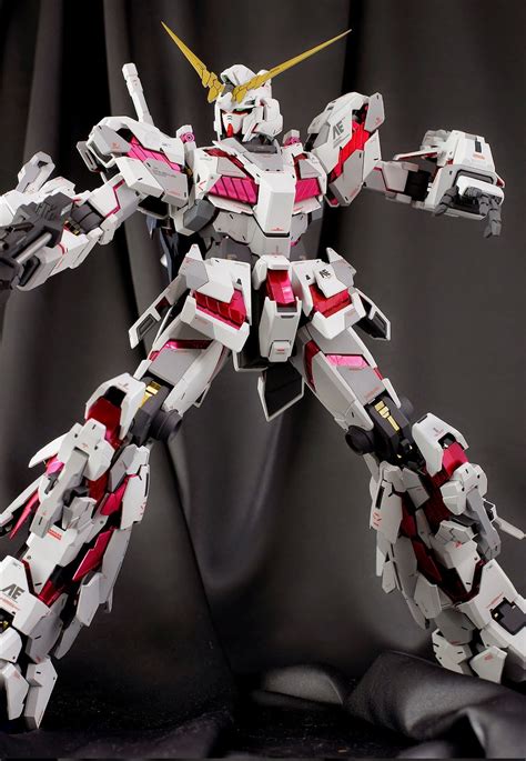 Painted Build Pg 160 Rx 0 Unicorn Gundam Detailed Gundam Kits