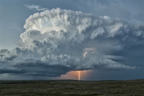 Scary and Amazing Structure of Supercell and Thunderstorm
