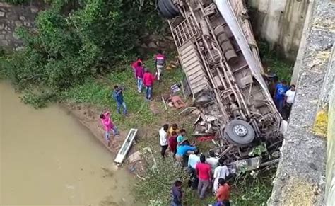 Ndtv News Feed On Twitter 6 Killed Many Injured After Bus Falls Off