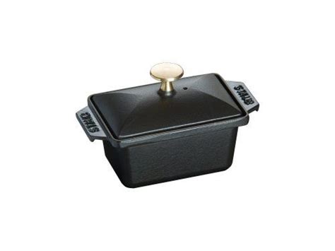 Ce plat présente une dimension de 15x11cm et possède une capacité de 1.45 litres. Staub Terrine - 0.7 L - Black *** Continue to the product ...