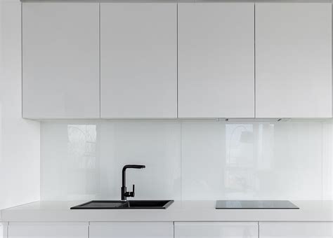 Remember that the laminate finish will never be as reflective as. High Gloss Acrylic Kitchen Cabinets - Knowledge - News ...