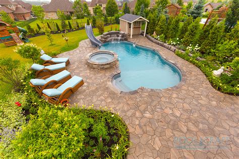 It features two heated pools for your swimming and splashing pleasures. Swimming Pool Profile: Forest Green